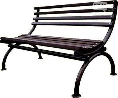 Garden outdoor cast lron bench.