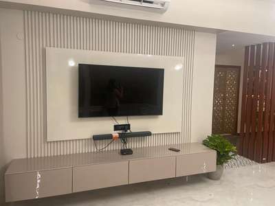 tv units for contemporary Living

#tvunits #InteriorDesigner #KitchenInterior #interior #ModularKitchen #modularwardrobe #GreaterFaridabad #faridabad #gurgaon #noida