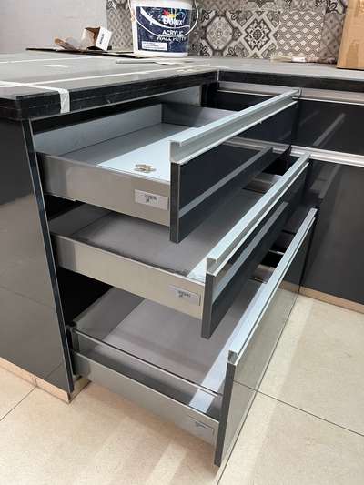 Modular kitchen cabinets 
 #KitchenIdeas  #KitchenCabinet  #KitchenRenovation  #ModularKitchen 
Mob. 7669900096