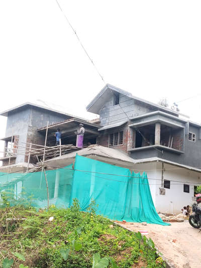 Ongoing residential expansion work

"MAYOBHA Builders Interiors Exteriors"

DM For More details
PH: 9656955143

 #HouseConstruction  #HouseRenovation  #exterior_Work  #Mayobha  #buildersinkerala  #MixedRoofHouse  #