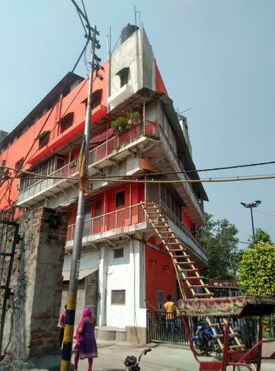 #mandir #ashram taxture +painting 
Swami hariharanand ashram
school nigambodh Ghat Yamuna bajar Delhi 6