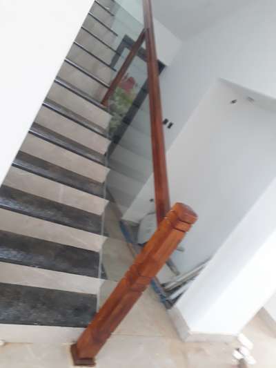 Wood and glass handrail