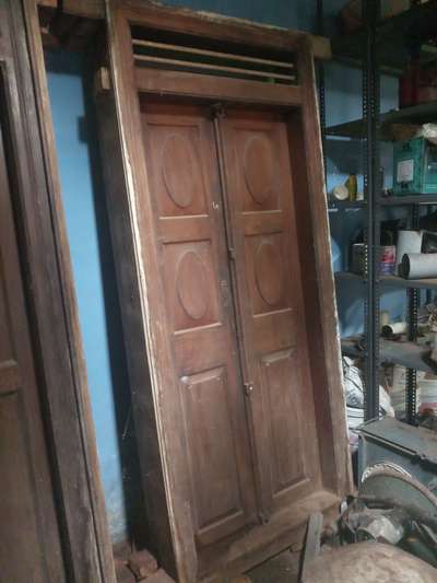 Antique type door and windows
if interests to buy  please call 9-8-4-7-2-7-6-8-8-8