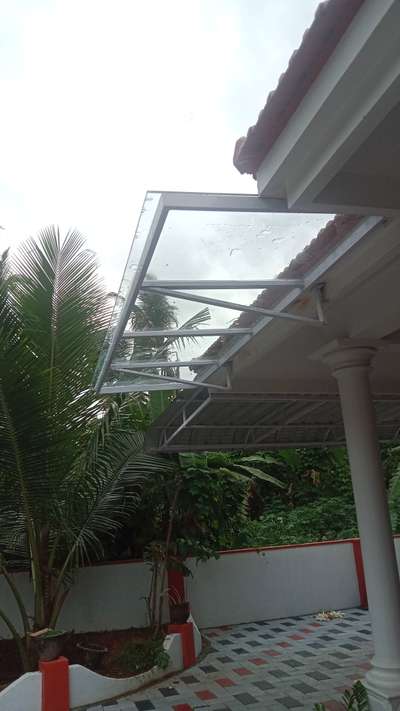 sun shade parhola glass work
ARUNIMA ENGINEERING KOTTAYAM
9744718357