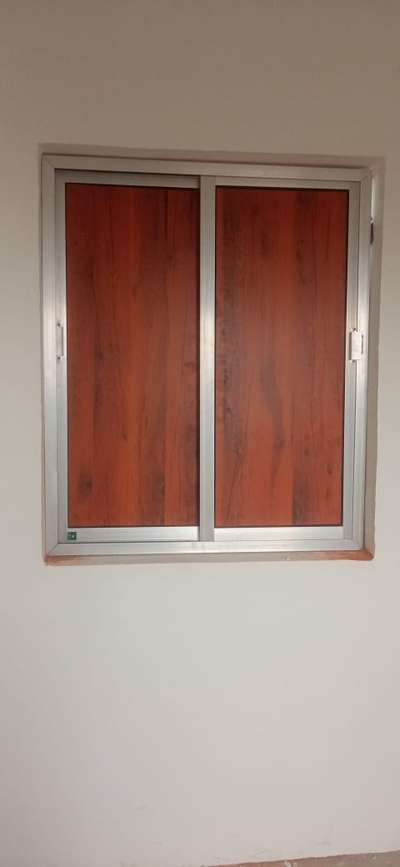 aluminium silaiding window 250 skr fit