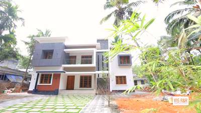 #R&Rbuilders#inlineinteriors#thrissur#kochi#buildurdreamhome#housedesigns#trendinghomes#contractors