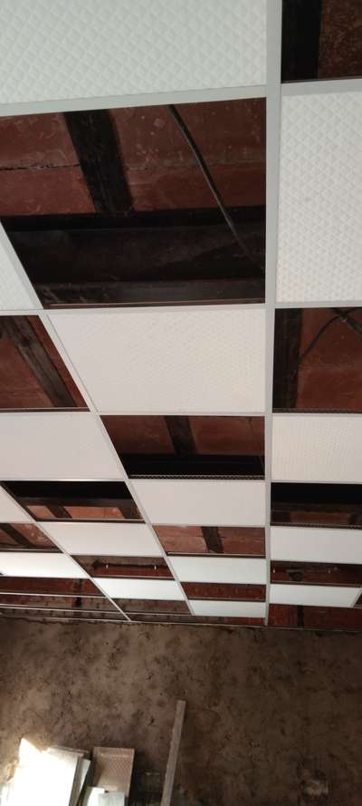 #FalseCeiling  #GridCeiling  #WoodenFlooring