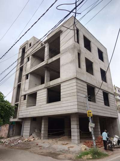 #Ramashish Tower
#GOVERDHAN COLONY
#BUILDING CONSTRUCTION
HOUSE 🏠 DESIGN