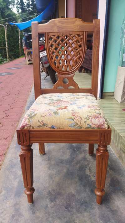 *TEAK DINNING CHAIR*
Teak dinning chair with carvings