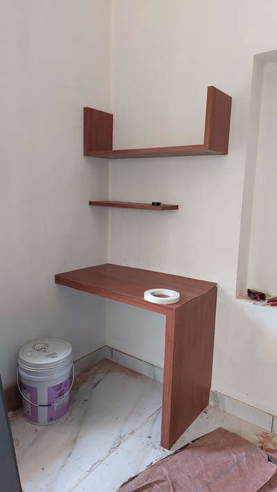 simple wardrobe+ study unit