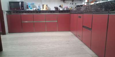 kitchen cabinet