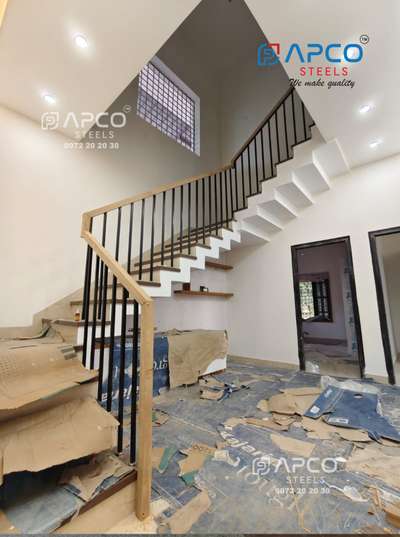 METAL AND WOOD HANDRAIL  #StaircaseHandRail