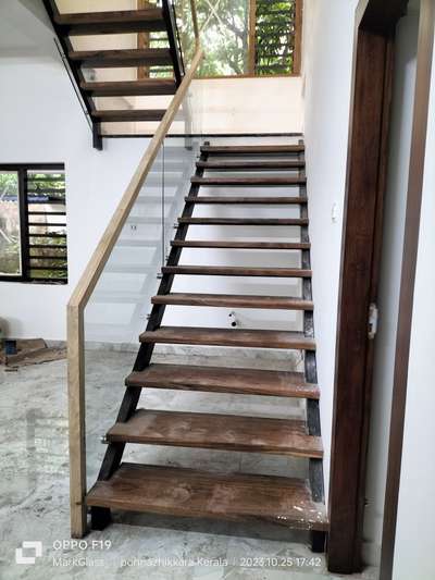 #Glass Railings # Wooden Top Grabe railing