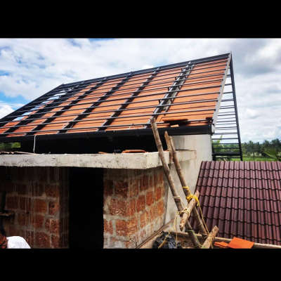 roof

#valanchery #kuttippuram_vibes #tirur #ponnani #keralahomes #construction #malappuram