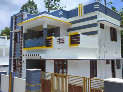 house for sale  kazhakuttom chandhavila t. v. m 1700sqft 4bedroom  behind st Thomas engineering college kazhakuttom bypass 300 mtr 3 car parking price  70 lakhs negotiable mob. 8547376295