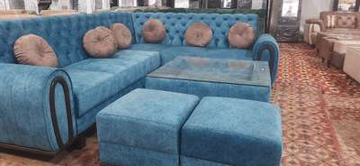 7 seater sofa with 2pfy + centre table