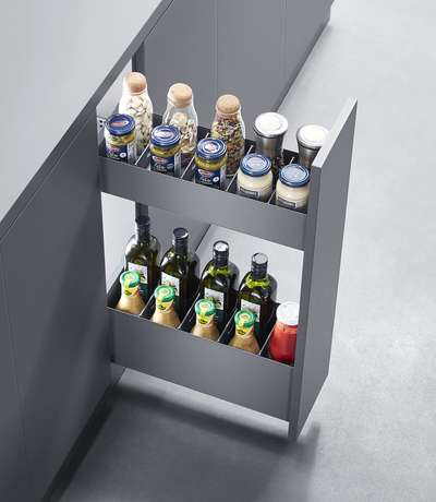 DTC Narrow Drawer Pull Out #DTC #KitchenIdeas #ModularKitchen #LargeKitchen #KitchenInterior #InteriorDesigner #Architectural&Interior #hardwareproducts #LShapeKitchen #KitchenCabinet #modularwardrobe #Modularfurniture