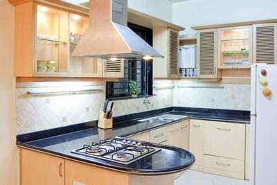 *Modular kitchen *
Jise sabse kam Hoga use hisab se rate lagega