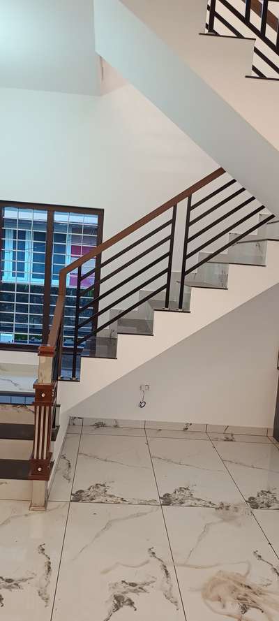 #handrails  #gihandrail  #StaircaseDesigns 
gi wooden combo staircase