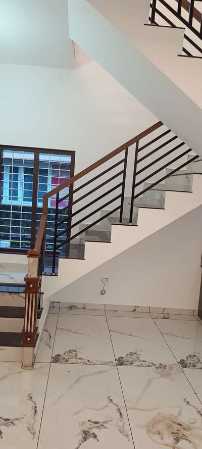 #handrails  #gihandrail  #StaircaseDesigns 
gi wooden combo staircase