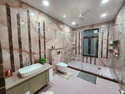 Tile aur stone fitter chahiye