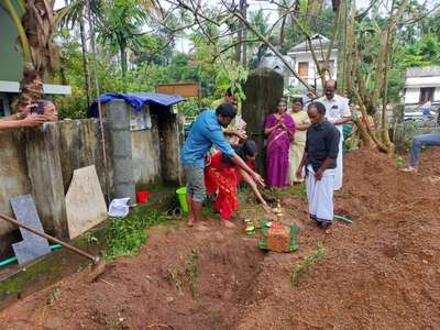 New project strtd 
3bhk 1650 sqft
more info📱9061902672
www.avidarch.in 

#KeralaStyleHouse 
 #best_architect 
 #besthome  
 #BestBuildersInKerala 
 #bestquality 
 #bestinteriordesign 
 #NewProposedDesign 
 #newproject 
 #topbuilders 
 #bestengineers 
 #Thrissur  #mala  #site@valiyaparambu