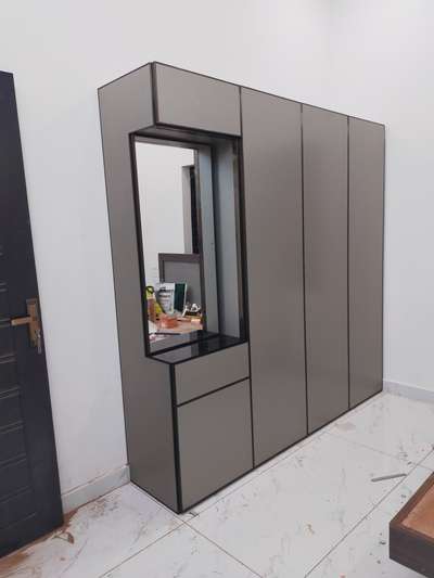 #WardrobeDesigns #fabrication_work #InteriorDesigner