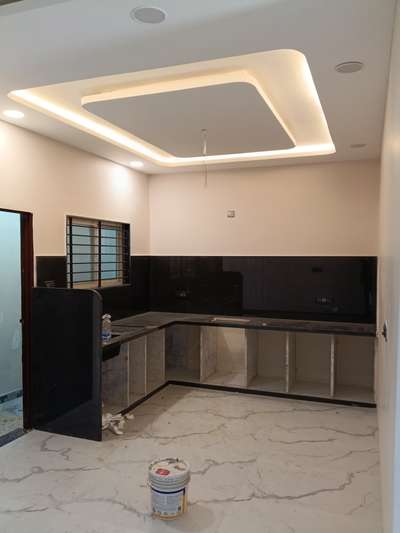L - kichan modular z_black 
Pawan Singh tiles work  # tiles 
 #Contractor #FlooringTiles  #BathroomTIles  #kichendesign
