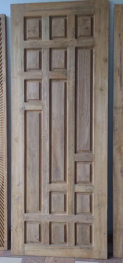 Single teak doors available 👆
Pre-order your designs and send it to us
 #teakwood  #singledoor  #capsuledoor