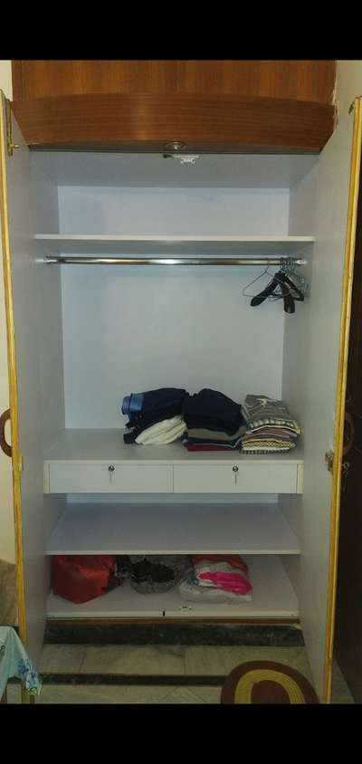 wardrobe white laminate finish