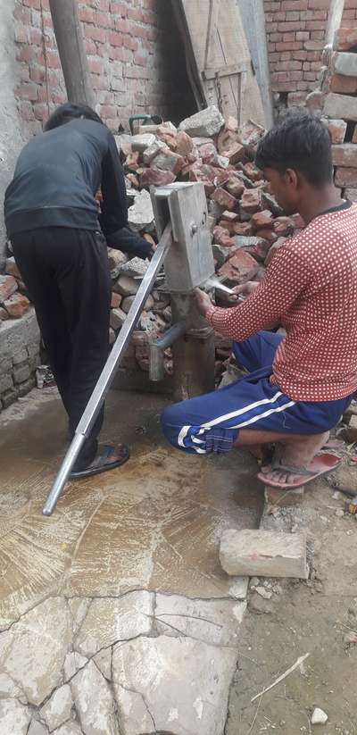 Sarkari handpump Service 
ke liye contact kare +918533071075