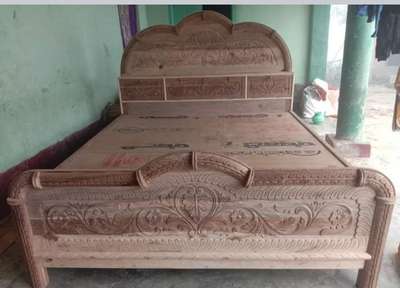 wooden bad 
all woid work contact me
my number +918851822911
call/watsapp