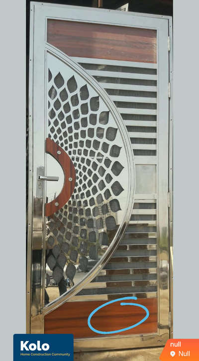 price 32000 pure 304 me koi dikkat nhi aayegi life time
 #StainlessSteelBalconyRailing  #SteelStaircase #TATA_STEEL