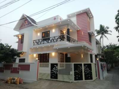 House for sale at Ernakulam Kakkanad.1600 sqft 3 bhk in 3,8 cent.Call:9447580032.