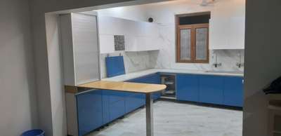 morden kitchen reat 350 sqft without matirel in delhi ncr 8826409464
