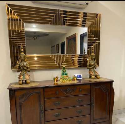 Decorator wall mirror