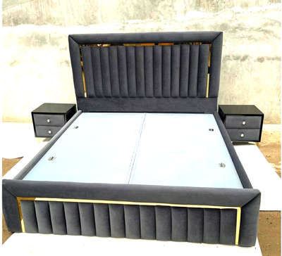 BLACK BEAUTY
upon the cliff 
THE TEGH
 .
.
.
 #furnitures  #Beds #royal #premiumhouse #lamination #DuplexHouse