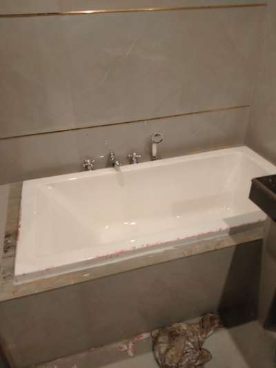 install Hind ware bath tub nd taps  #LUXURY_INTERIOR  #luxurybathrooms  #luxurybath  #tending  #vairal