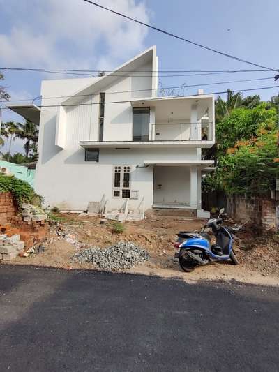 ongoing Project at Trivandrum #
 #architecturedesigns #Architect #HouseConstruction #ContemporaryDesigns #ModularKitchen #KeralaStyleHouse #tamilhomes #dubai #interiordesignkerala #InteriorDesigner