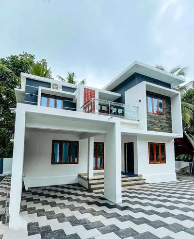 2200 squre feet home. കുറഞ്ഞ rateil ചെയ്തു തരും. rate കുറവാന്നു ഓർത്തു വർക്കിൽ മോശമായി ചെയ്യില്ല. വിശ്വസിക്കാം