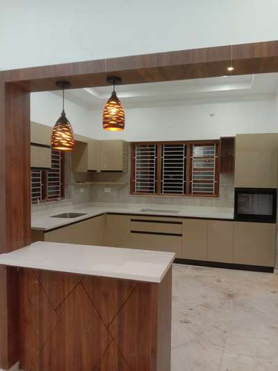 client: Mrs.Rinsha Sudheer
location:Anjarakkandy
 #freesiainteriors 
 #Kannur 
 #ModularKitchen