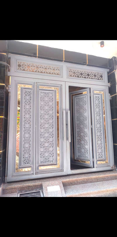 modern steel gate design 😍⭐⭐⭐⭐⭐
bismillahfabrication welding work 🙏🏻💕 
. watsapp number 👉🏻📞 bio .a
 
.

.

.

.

.
 #koloapp  #kolodelhi  #koloviral  #kolodesigner  #steelgate  #steelgatephoto  #gatepics  #gateDesign  #gatedesignideas  #steelgatedesign  #Steeldoor  #railing  #explore  #explorepage  #trendingreels😍😍