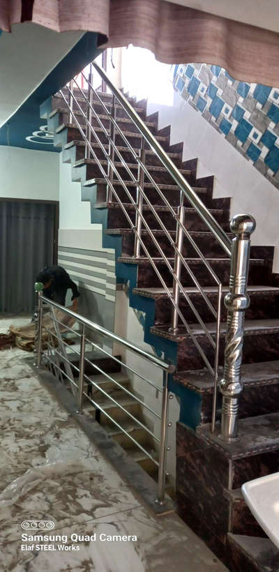 nizssfebrication
stairs railing design 
 #9999235659saifi