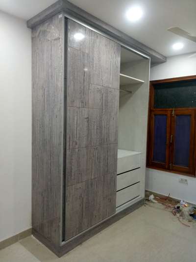 *wardrobes*
modular wardrobes