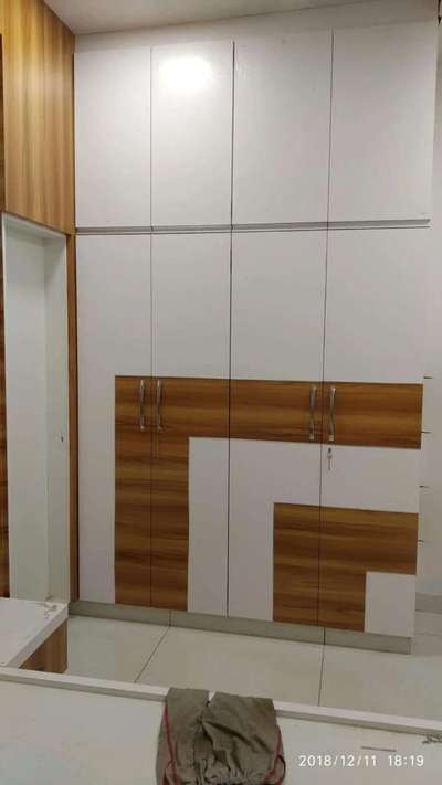 *Almirah*
Almirah work for South Delhi gk2 
300par feet all almirah design