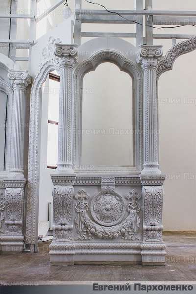 marble pillars and step