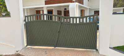 main gate PU painting The color of your gate will last longer
