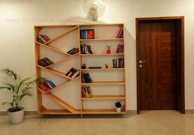 വളരെ ചിലവ് കുറഞ്ഞ രീതിയിൽ റബ്ബ് വുഡിൽ ചെയ്ത book rack