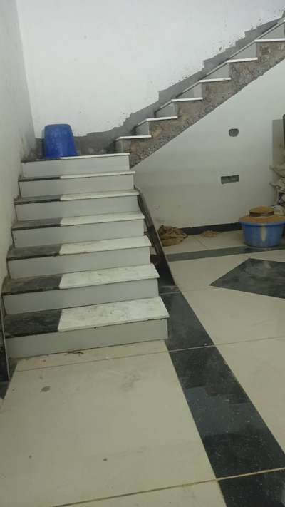 white nano &granite 
stair fitting 
9285468313