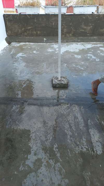 water proof work on the roof with five years warranty